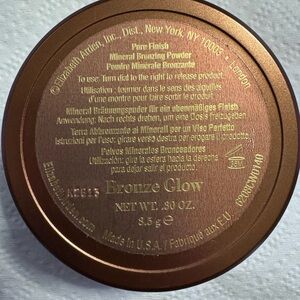 Elizabeth Arden Bronze Glow Mineral Bronzing Powder